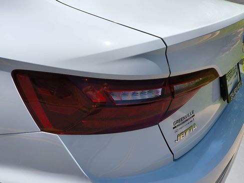 Used 2021 Volkswagen Jetta S image 27