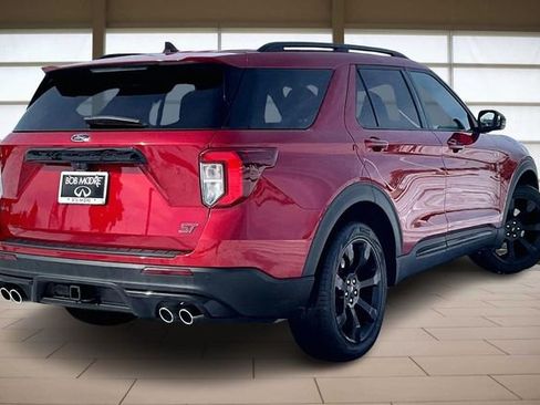 Used 2022 Ford Explorer ST w/ Equipment Group 401A image 2