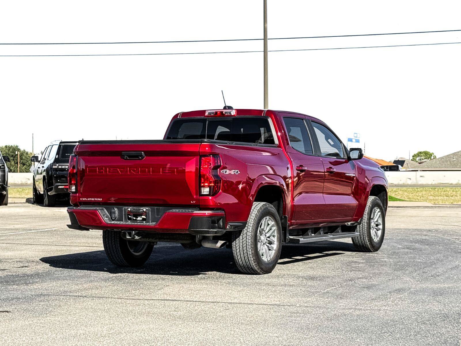 Certified 2024 Chevrolet Colorado LT w/ LT Convenience Package II AWD/4WD image 10