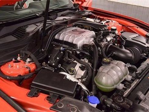 Used 2022 Ford Mustang Shelby GT500 w/ Handling Package image 35