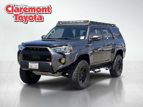 Used 2020 Toyota 4Runner TRD Off-Road Premium AWD/4WD image 1