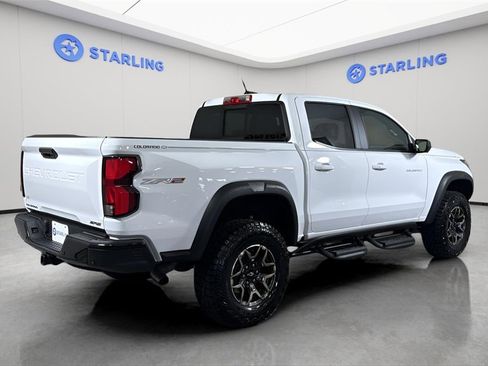Used 2024 Chevrolet Colorado ZR2 w/ Technology Package image 8