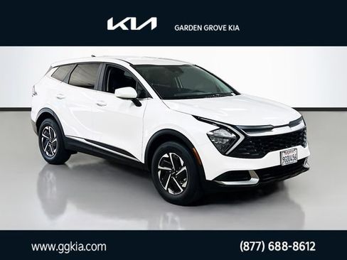Certified 2023 Kia Sportage LX AWD/4WD image 1