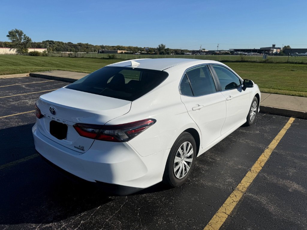 Used 2024 Toyota Camry LE FWD image 10