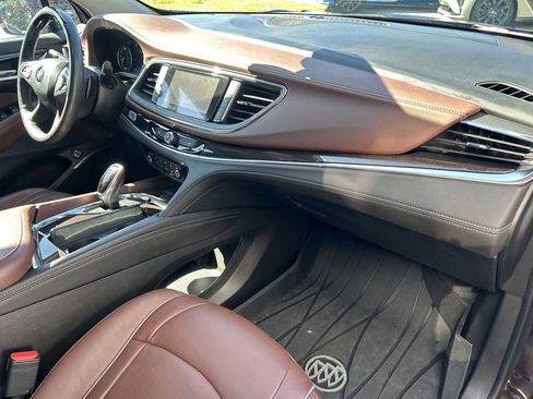 Certified 2020 Buick Enclave Avenir w/ Avenir Technology Package image 13