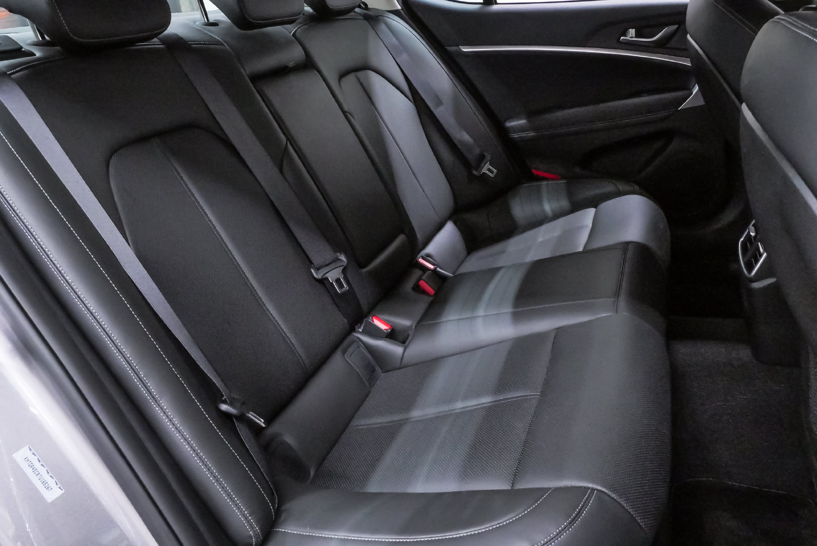 Certified 2026 Genesis G70 2.5T AWD/4WD image 11
