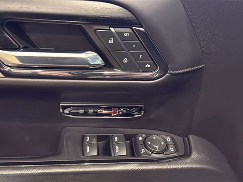 Used 2024 GMC Sierra 1500 AT4X image 23