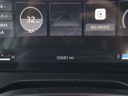 Used 2023 Jeep Grand Cherokee Laredo RWD image 20