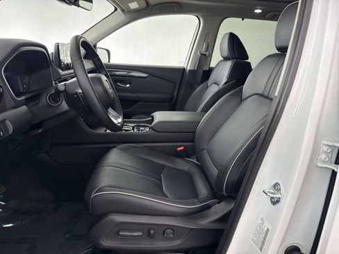 Certified 2025 Honda Pilot Elite image 26