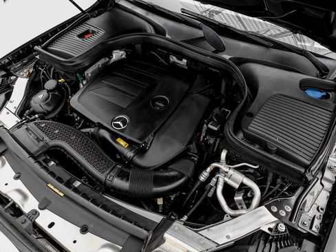 Used 2022 Mercedes-Benz GLC 300 image 45