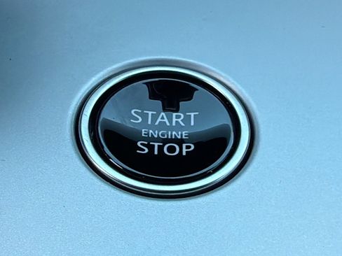 Used 2024 Land Rover Range Rover Autobiography image 36