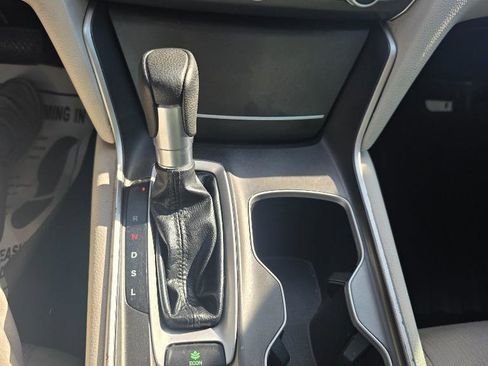 Used 2020 Honda Accord LX image 16