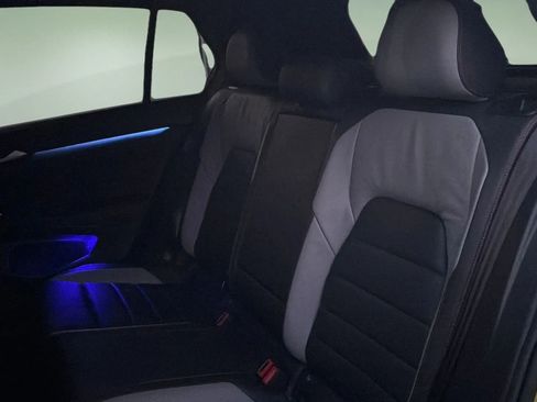 Used 2022 Volkswagen GTI Autobahn image 14