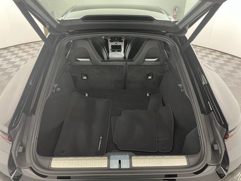Certified 2026 Porsche Panamera image 21