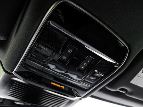 New 2026 Land Rover Range Rover Sport Dynamic SE AWD/4WD image 33