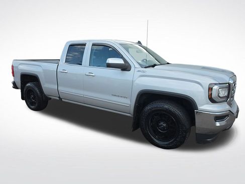 Used 2018 GMC Sierra 1500 SLE w/ Suspension Package, Off-Road AWD/4WD image 6