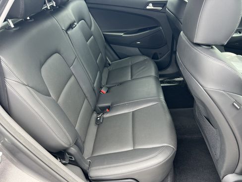 Used 2020 Hyundai Tucson Limited FWD image 18