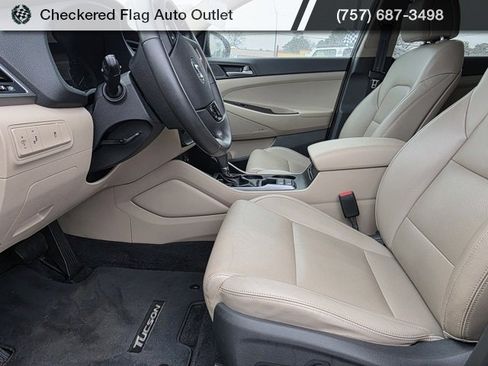 Used 2018 Hyundai Tucson SEL Plus image 18