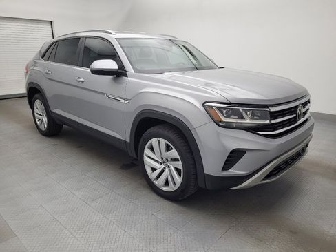 Used 2020 Volkswagen Atlas Cross Sport SE image 11