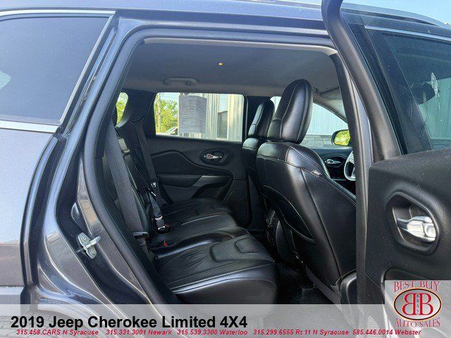 Used 2019 Jeep Cherokee Limited AWD/4WD image 13