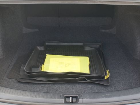 Certified 2025 Toyota Corolla SE FWD image 16