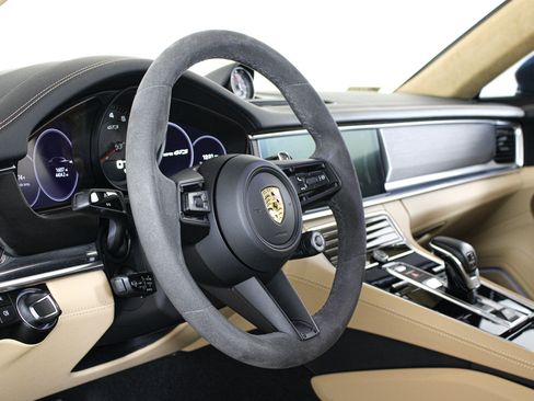 Used 2023 Porsche Panamera GTS AWD/4WD image 36