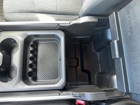 Used 2019 RAM 2500 Big Horn w/ Towing Technology Group AWD/4WD image 34