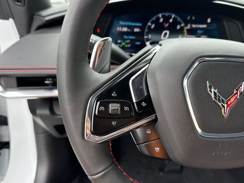Used 2024 Chevrolet Corvette Stingray Coupe RWD image 32