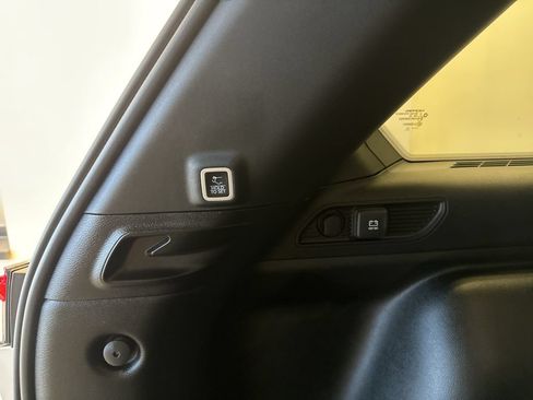 Used 2023 Jeep Grand Cherokee Altitude AWD/4WD image 45