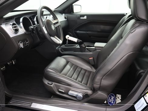 Used 2007 Ford Mustang GT RWD image 8