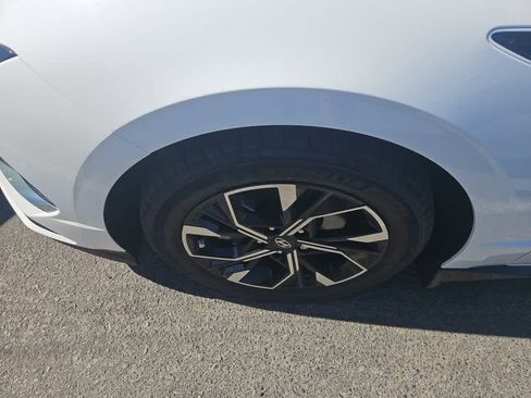 Used 2024 Hyundai Sonata SEL FWD image 3