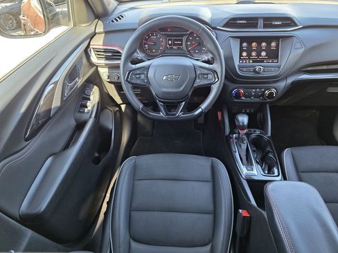 Used 2022 Chevrolet TrailBlazer RS image 12