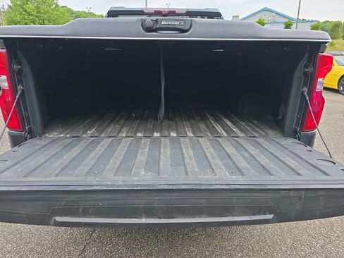 Used 2021 Chevrolet Silverado 1500 LTZ w/ LTZ Premium Package AWD/4WD image 5
