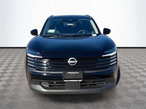 New 2026 Nissan Kicks SV image 2