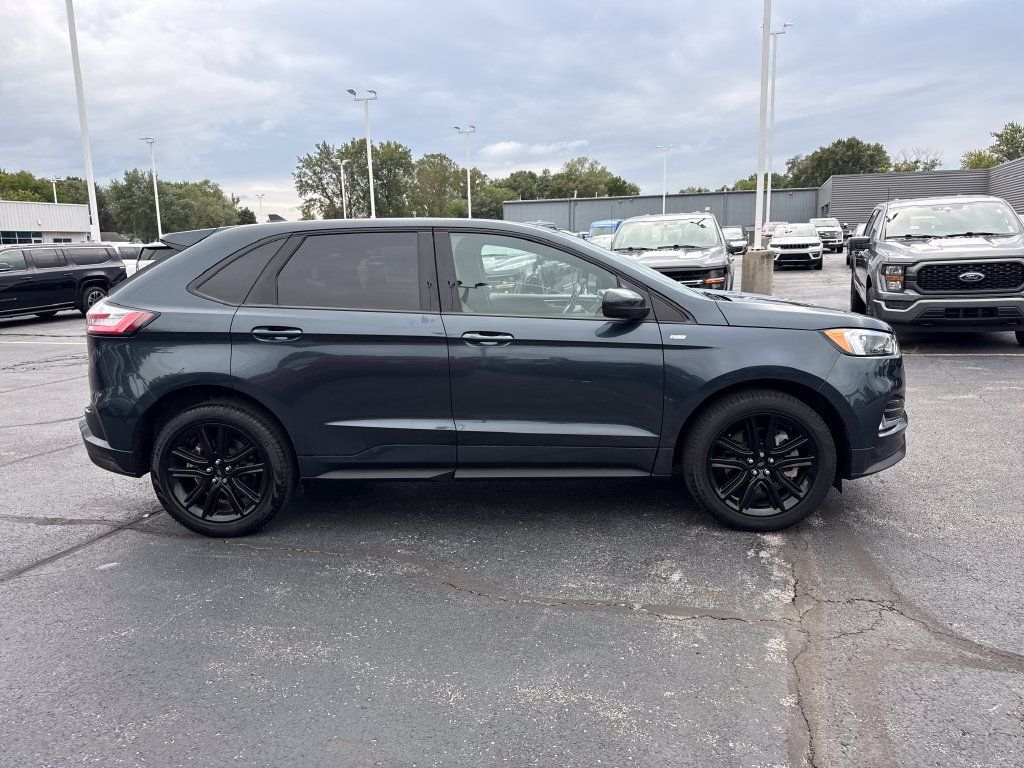 Used 2024 Ford Edge ST-Line AWD/4WD image 6