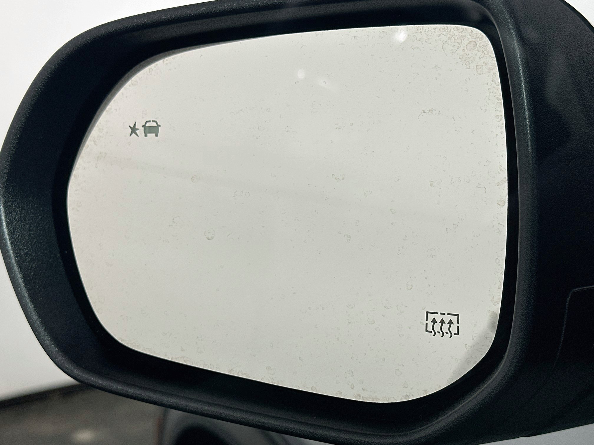 Used 2026 Chevrolet Traverse LT FWD image 16