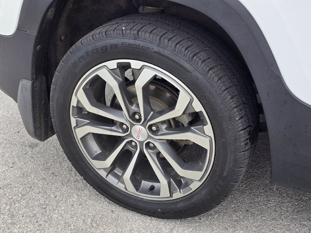 Used 2019 GMC Terrain SLT AWD/4WD image 8