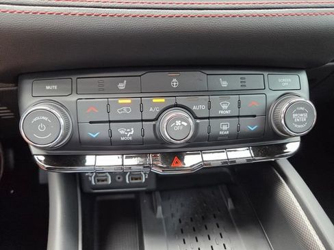 New 2026 Dodge Durango GT w/ Blacktop Package AWD/4WD image 25