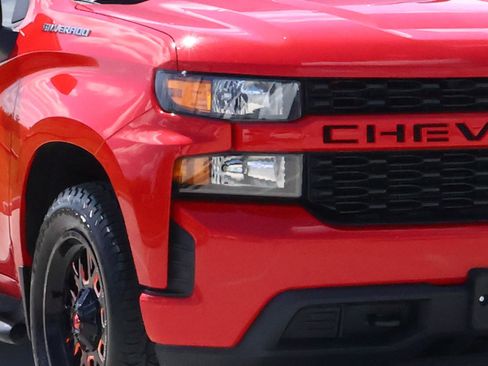 Used 2021 Chevrolet Silverado 1500 Custom image 7