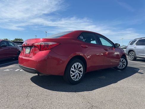 Used 2019 Toyota Corolla LE FWD image 10