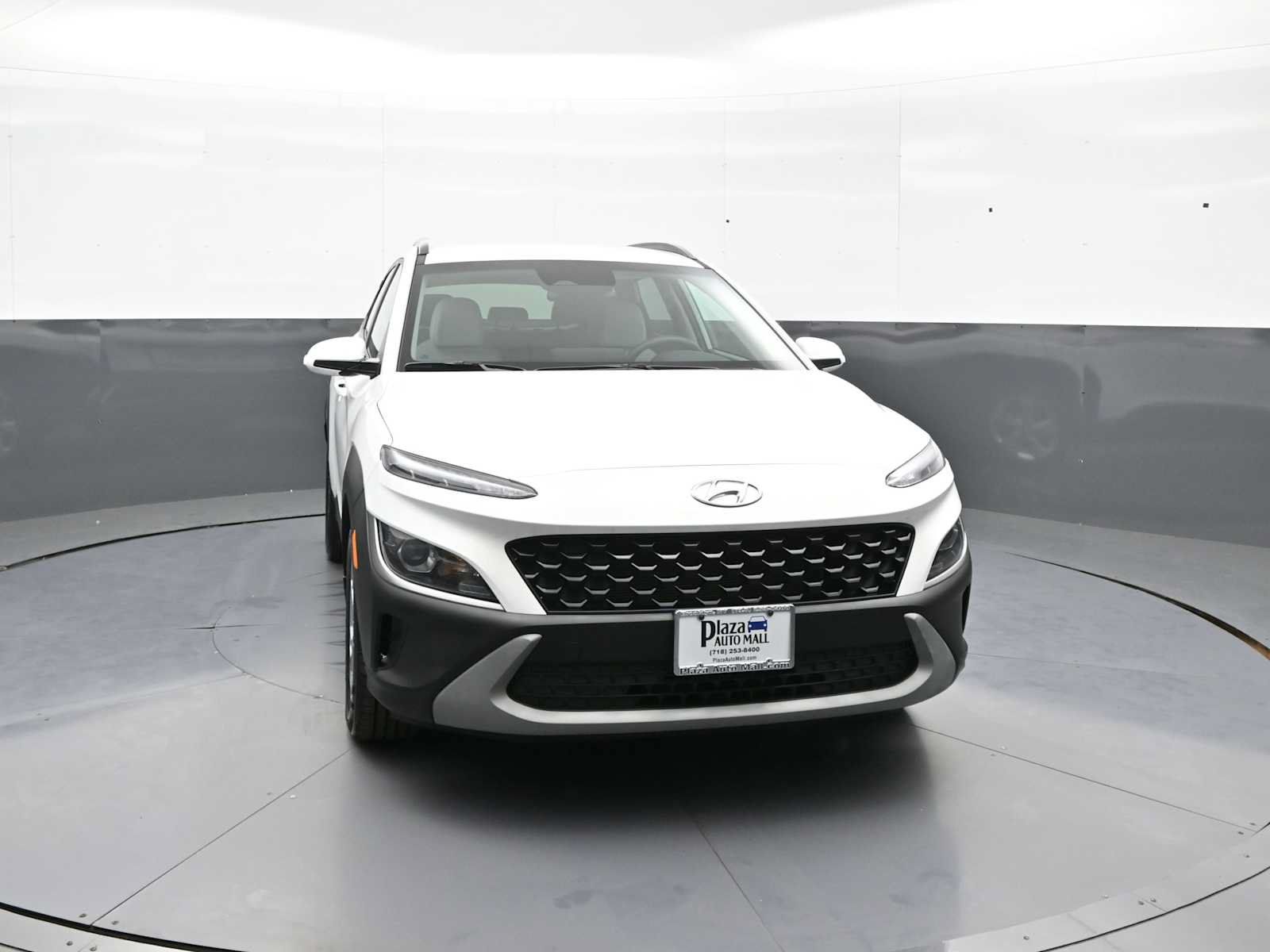 Certified 2023 Hyundai Kona SEL AWD/4WD image 2