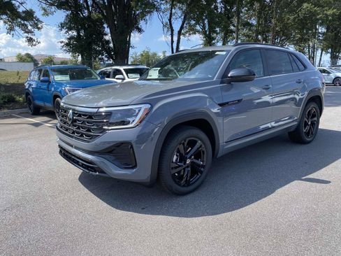 New 2026 Volkswagen Atlas Cross Sport SEL R-Line AWD/4WD image 3