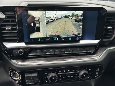 Used 2026 Chevrolet Silverado 2500 LTZ w/ LTZ Premium Package image 24