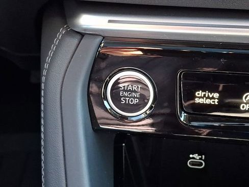 Used 2025 Audi Q5 2.0T Premium Plus w/ Premium Plus image 26