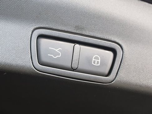 Used 2023 Alfa Romeo Stelvio Veloce image 53