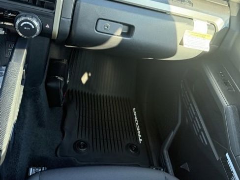 New 2025 Toyota Tacoma TRD Off-Road image 30