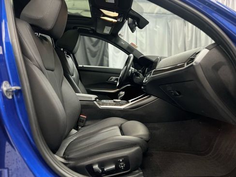 Used 2019 BMW 330i xDrive Sedan w/ M Sport Package image 22