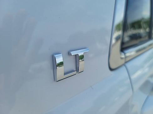 Used 2017 Chevrolet Tahoe LT image 8