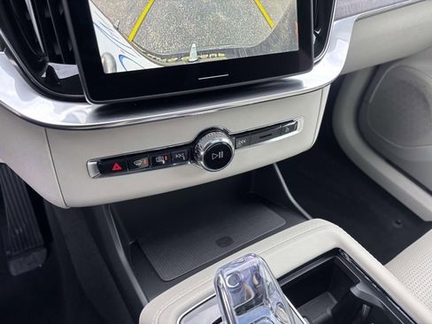 New 2026 Volvo XC90 B6 Ultra w/ Protection Package Premier image 22