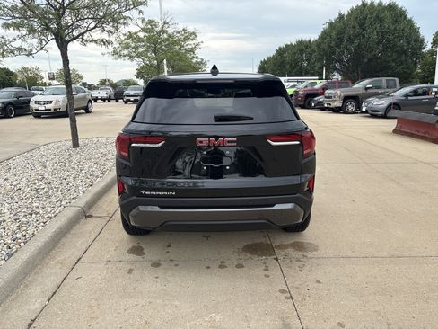 Used 2025 GMC Terrain Elevation FWD image 12
